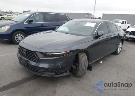 2024 Honda Accord Lx z USA, uszkodzony, nr VIN 1HGCY1F2XRA030538